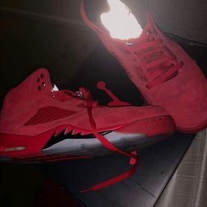 Air jordan 5’s size 11